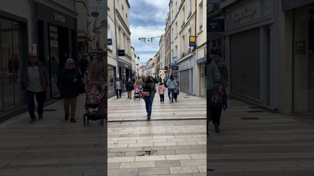 , (Meaux): Partie 3/4 : Meaux ville du Brie #meaux #patrimoine #culture #briehappy #visite #iledefrance #ruelle