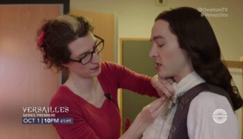 , (Versailles): THE ART OF VERSAILLES COSTUMES PHILIPPE FOR PR